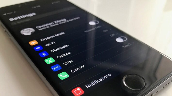 'Akıllı Renkleri Ters Çevir' ile iOS 11'de Karanlık Modu Etkinleştirin 1 akilli renkleri ters cevir ile ios 11de karanlik modu etkinlestirin